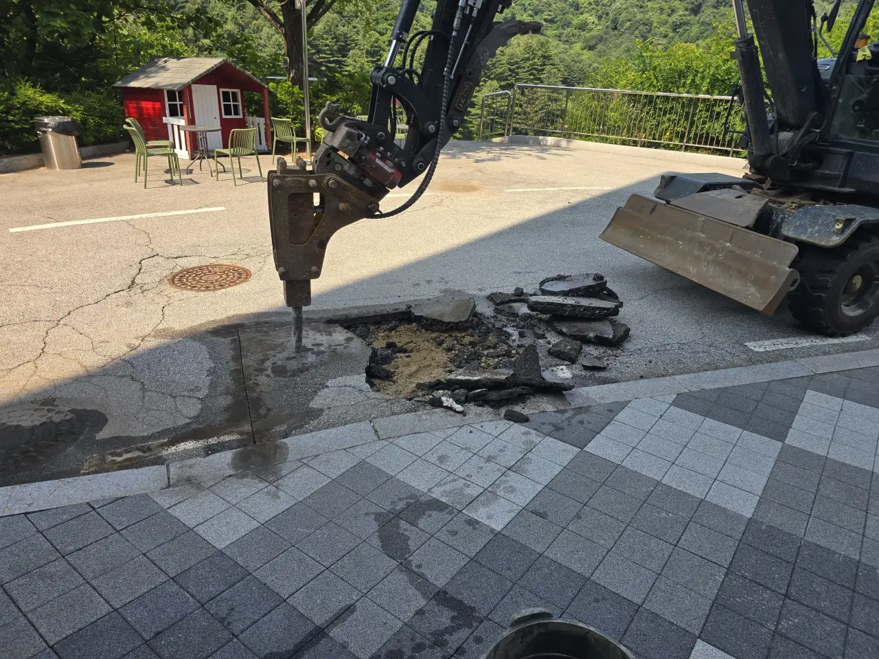 야구장누수공사